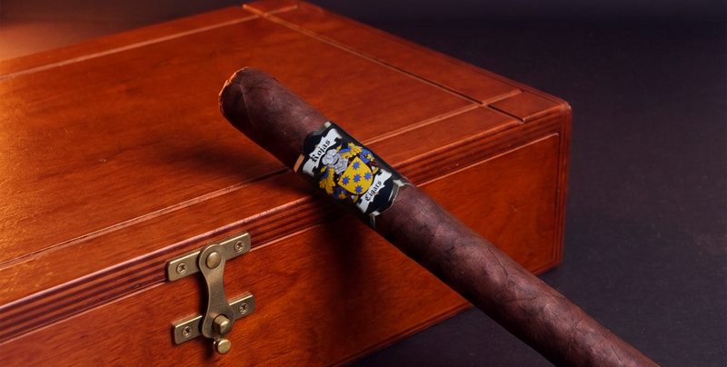 Lancero Maduro cigar — San Andrés wrapper, 38 × 7 vitola